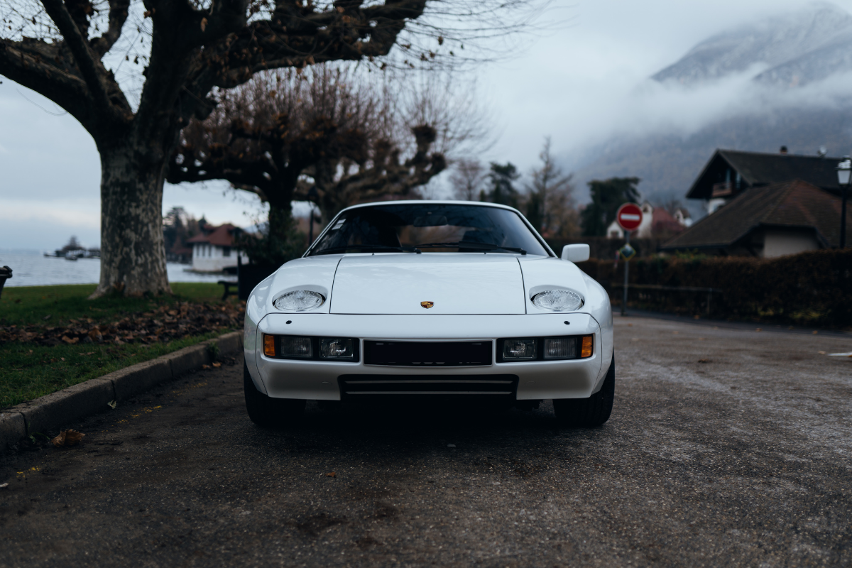 Porsche 928 avant flat 6 mag