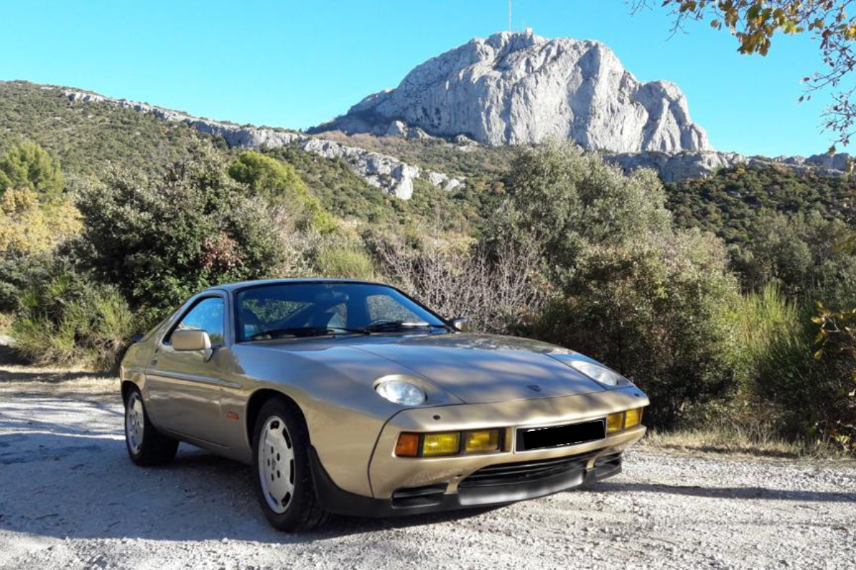 Porsche 928 s bronze clair metallise