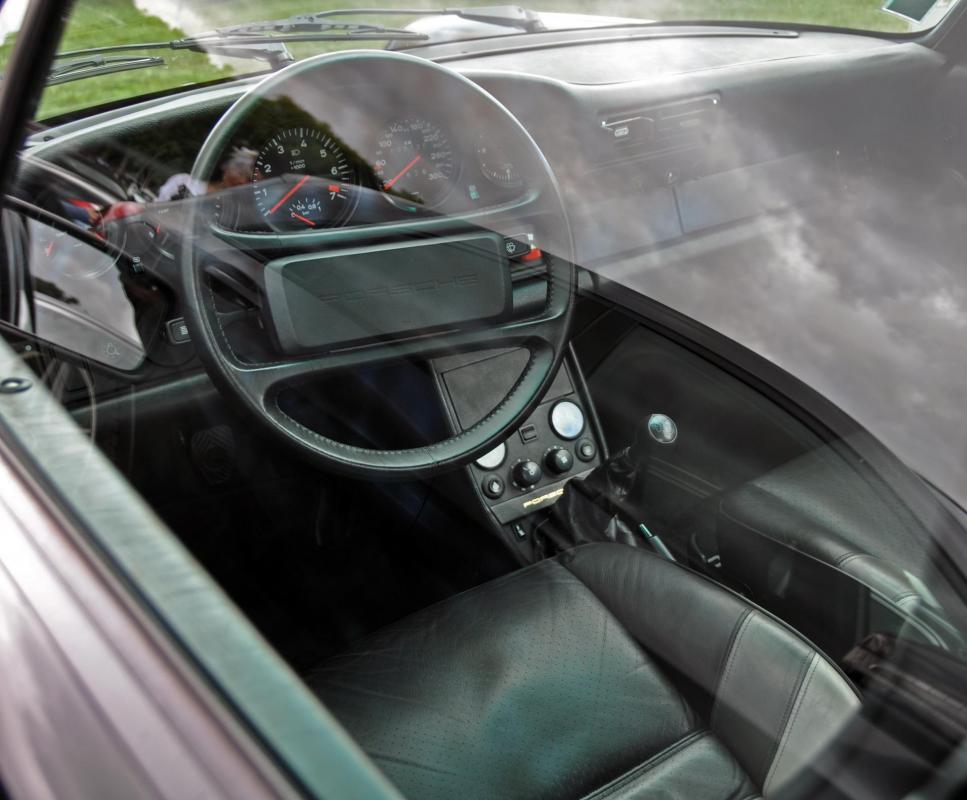 Porsche 930 turbo s sonauto 2