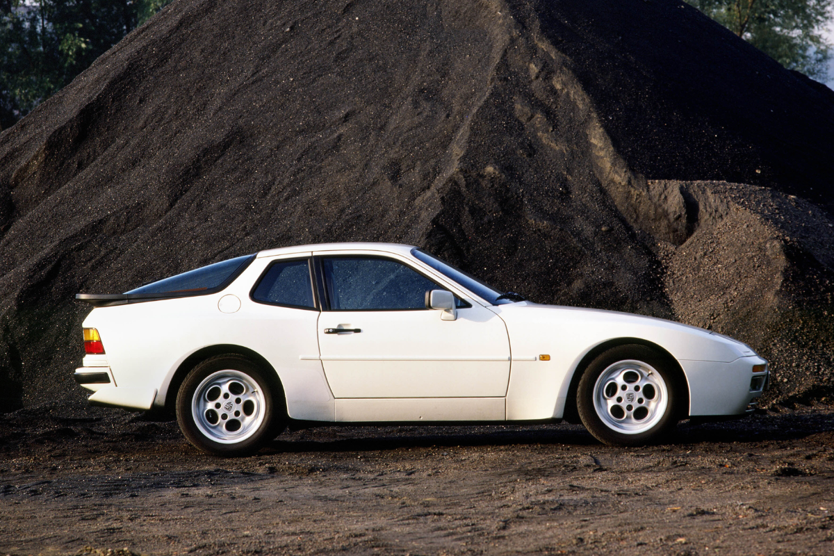 Porsche 944 flat 6