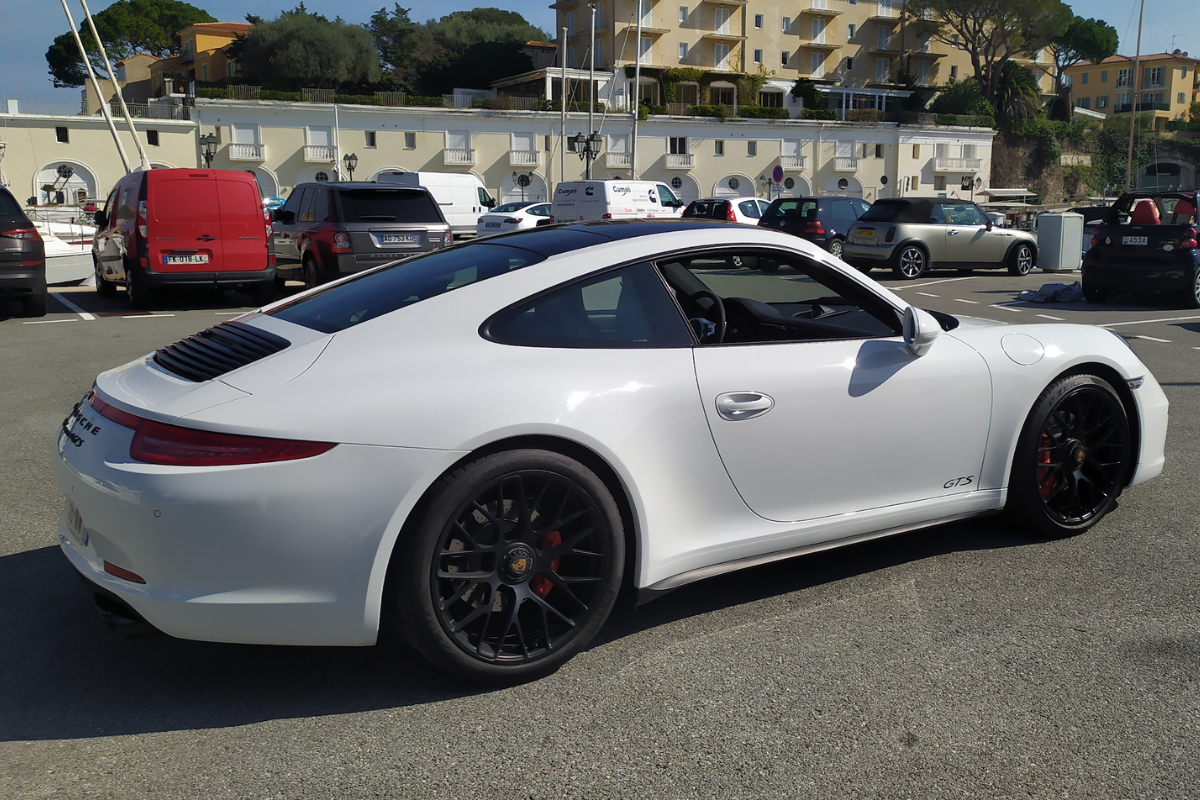 Porsche 991 carrera 4 gts png