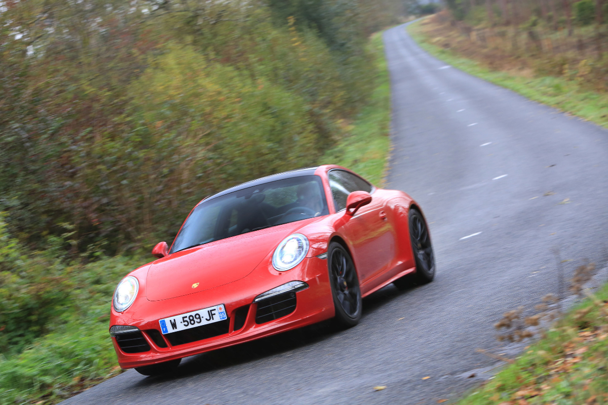 Porsche 991 carrera gts phase 1 flat 6 2