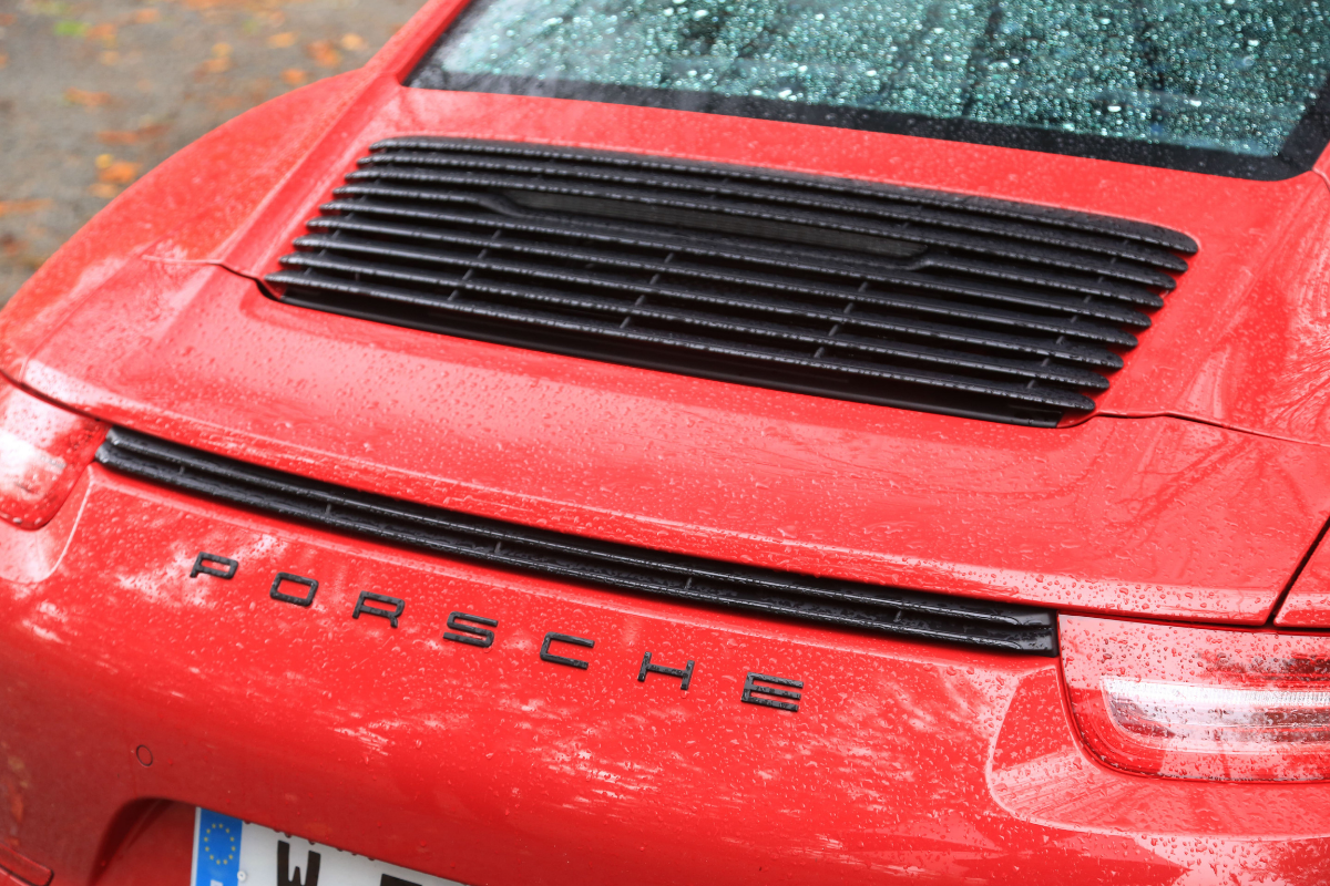 Porsche 991 carrera gts phase 1 flat 6