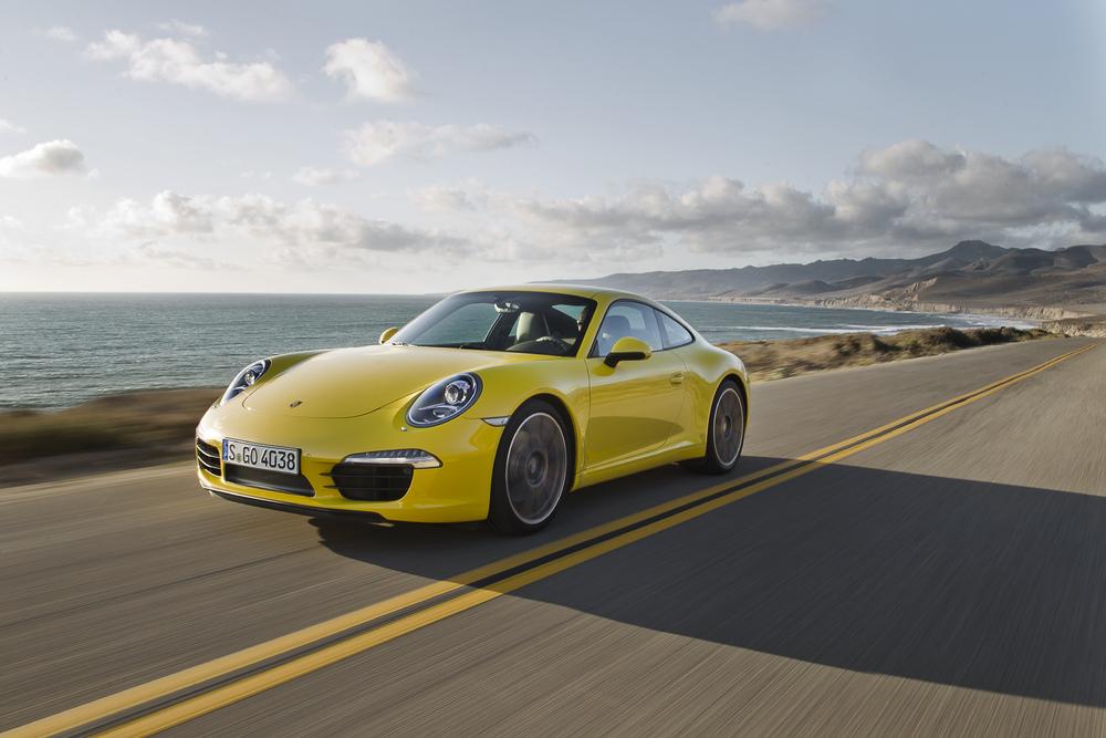 Porsche 991 carrera jaune