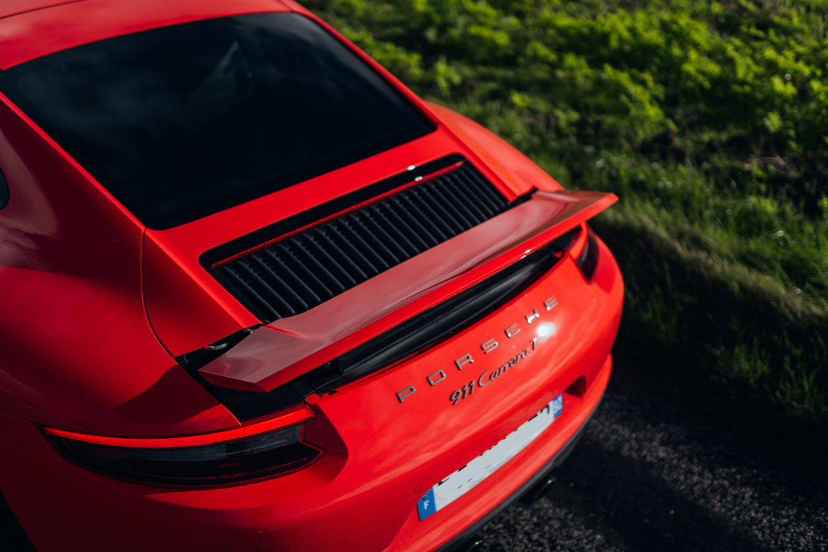 Porsche 991 carrera t flat 6 magazine