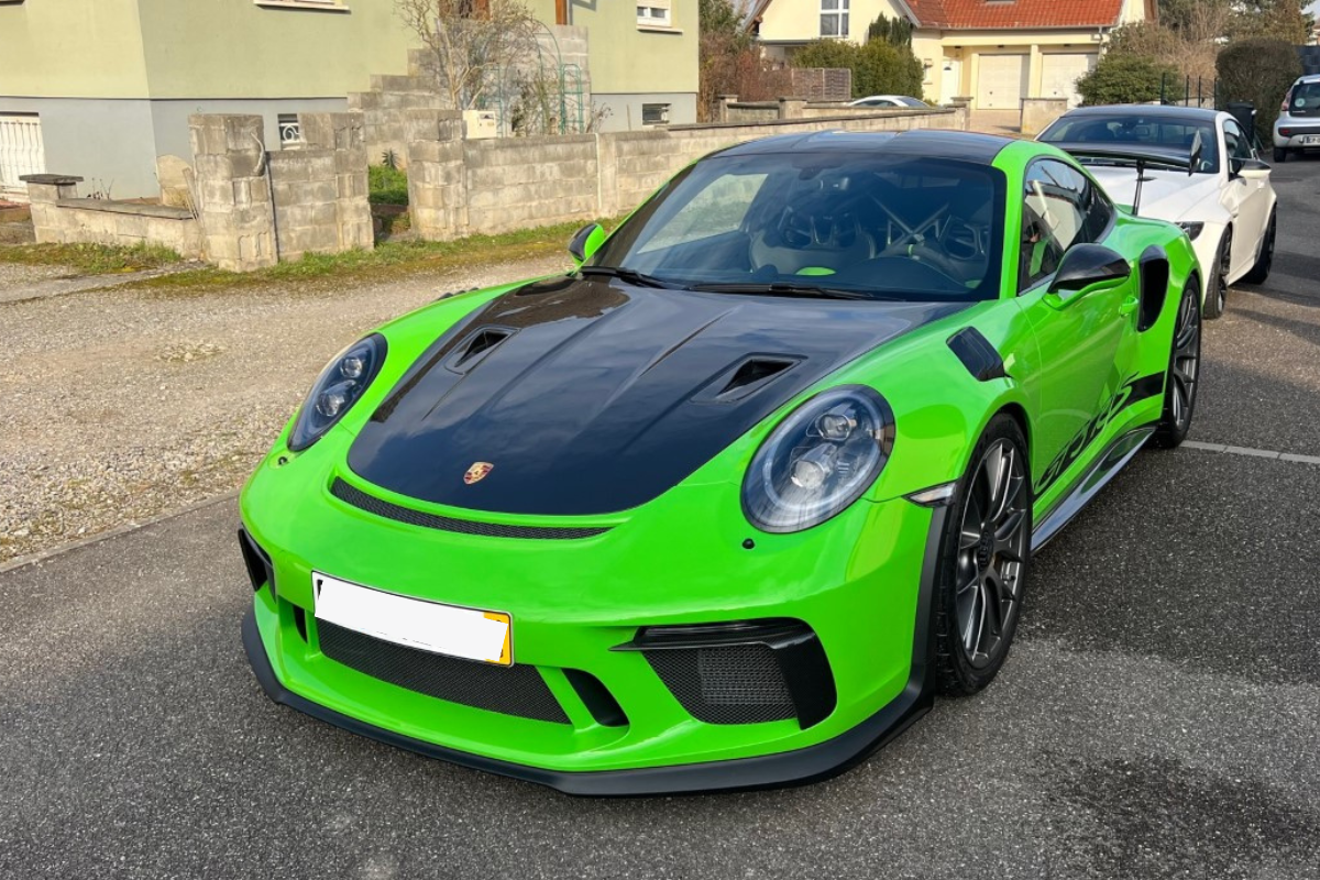 Porsche 991 gt3 rs flat 6 mag 1