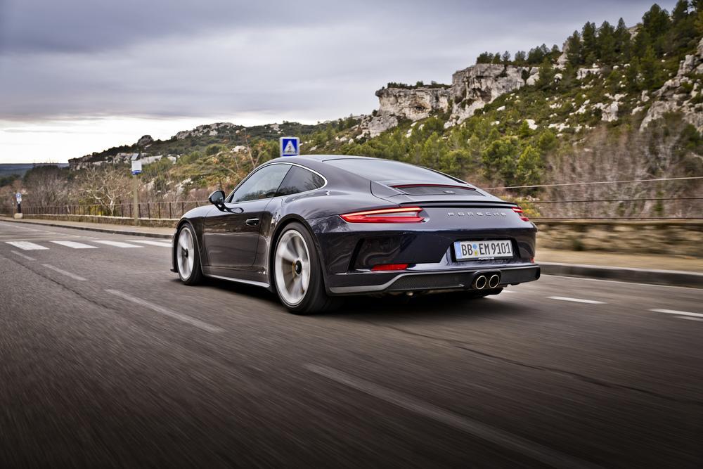 Porsche 991 gt3 touring arriere