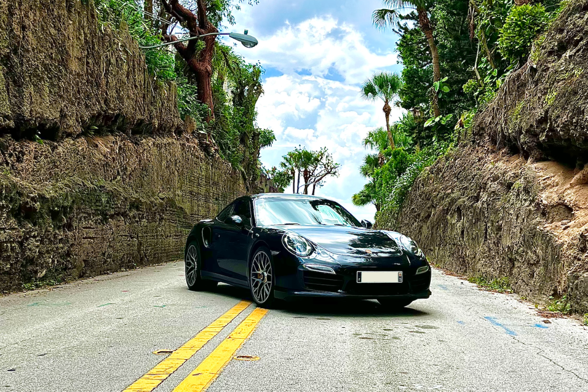 Porsche 991 turbo s flat 6 magazine