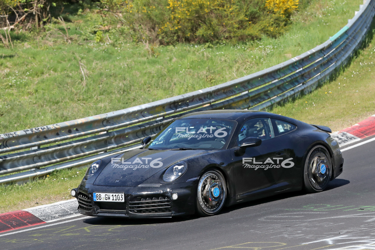 Porsche 992 flat 6 magazine