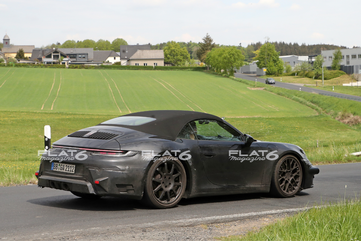 Porsche 992 flat 6