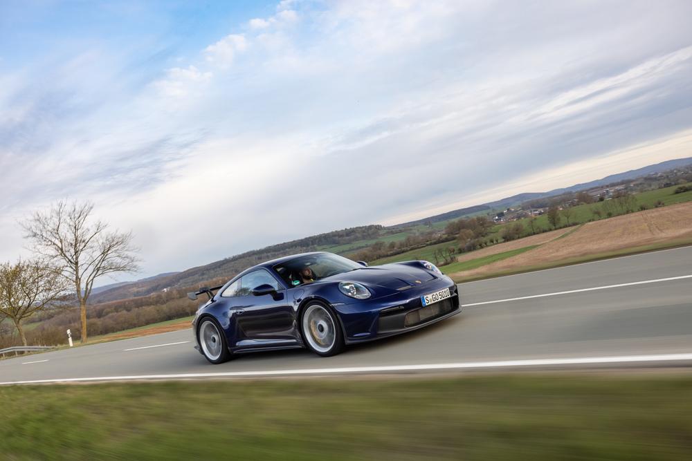 Porsche 992 gt3 2