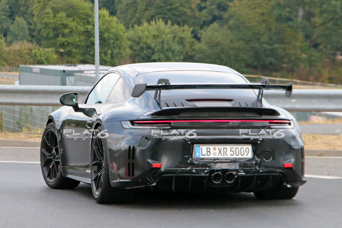 Porsche 992 gt3 facelift flat 6 magazine png