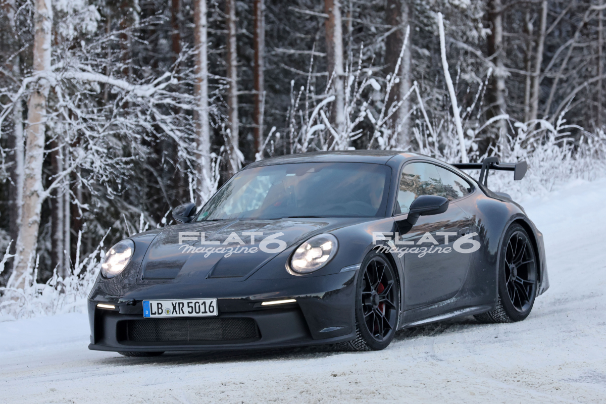 Porsche 992 gt3 phase 2 flat 6