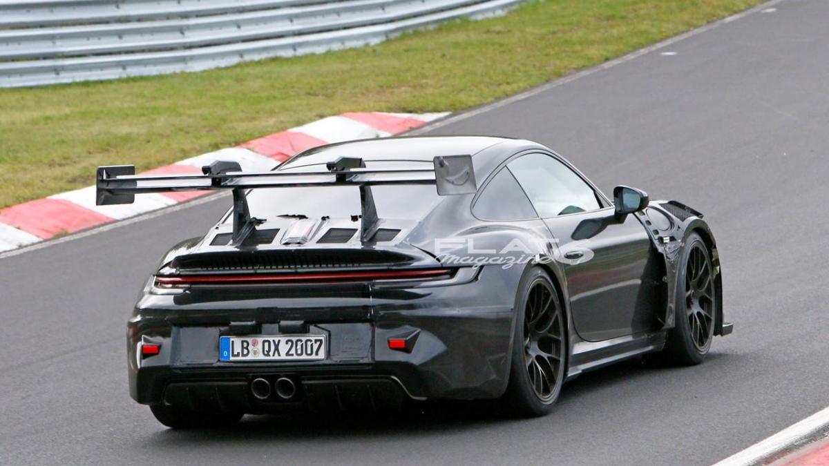 Porsche 992 gt3 rs 5 1