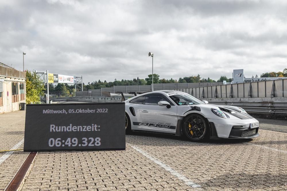 La Porsche 911 (992) GT3 RS affiche son premier chrono au Nürburgring