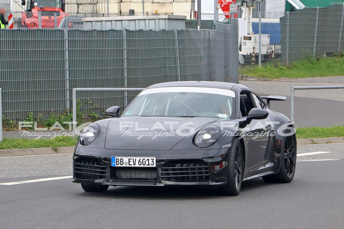 Porsche 992 gts facelift hybrid aeropackage 5