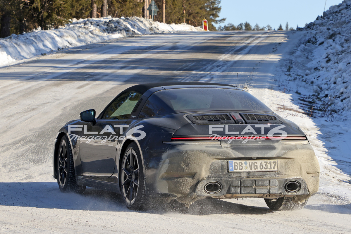 Porsche 992 targa phase 2