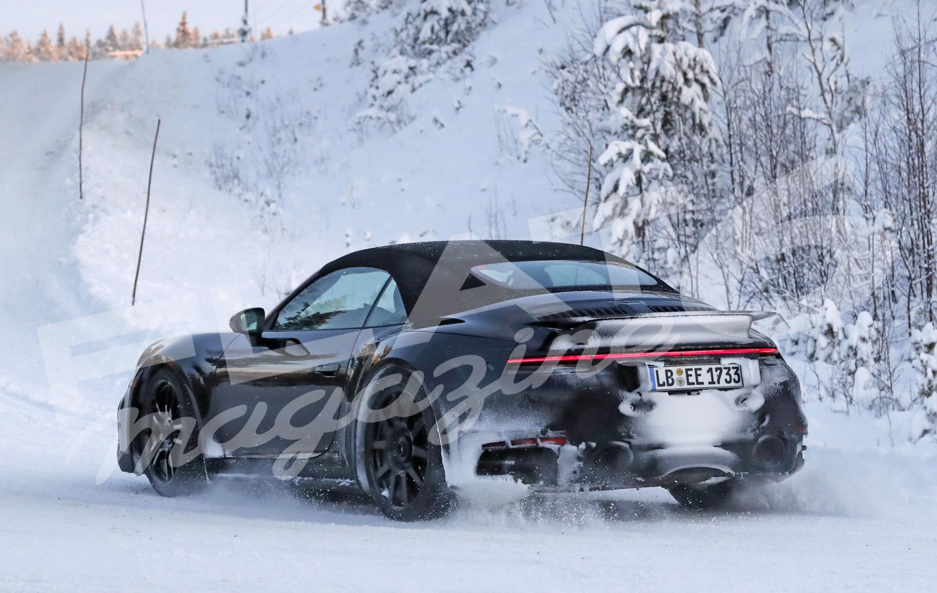 Porsche 992 turbo convertible winter 18