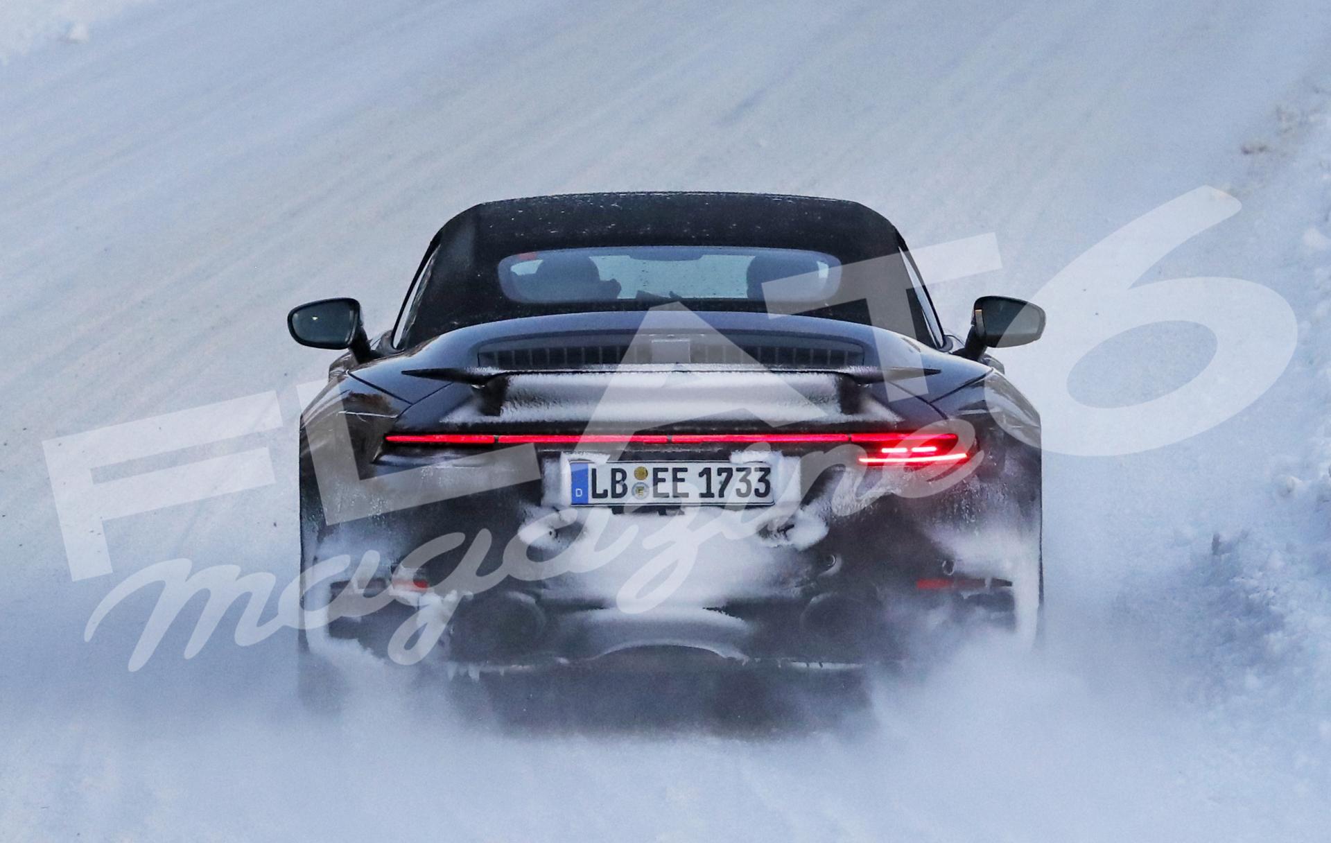 Porsche 992 turbo convertible winter 20