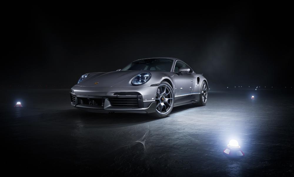 Porsche 992 turbo s embraer 3