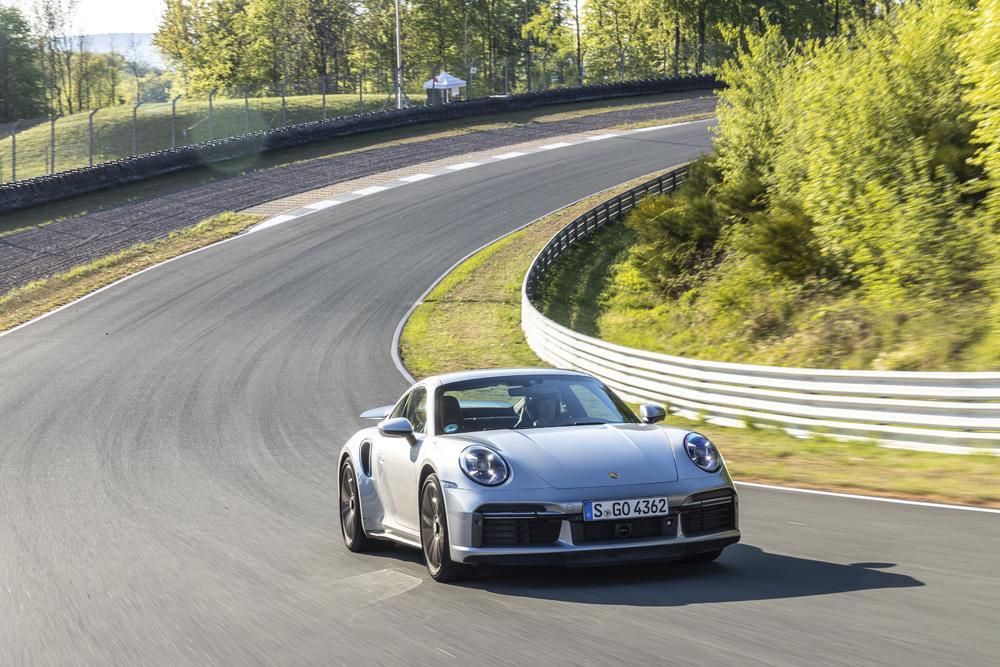 Porsche 992 turbo s