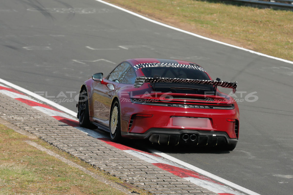 Porsche 992 2 gt3 manthey
