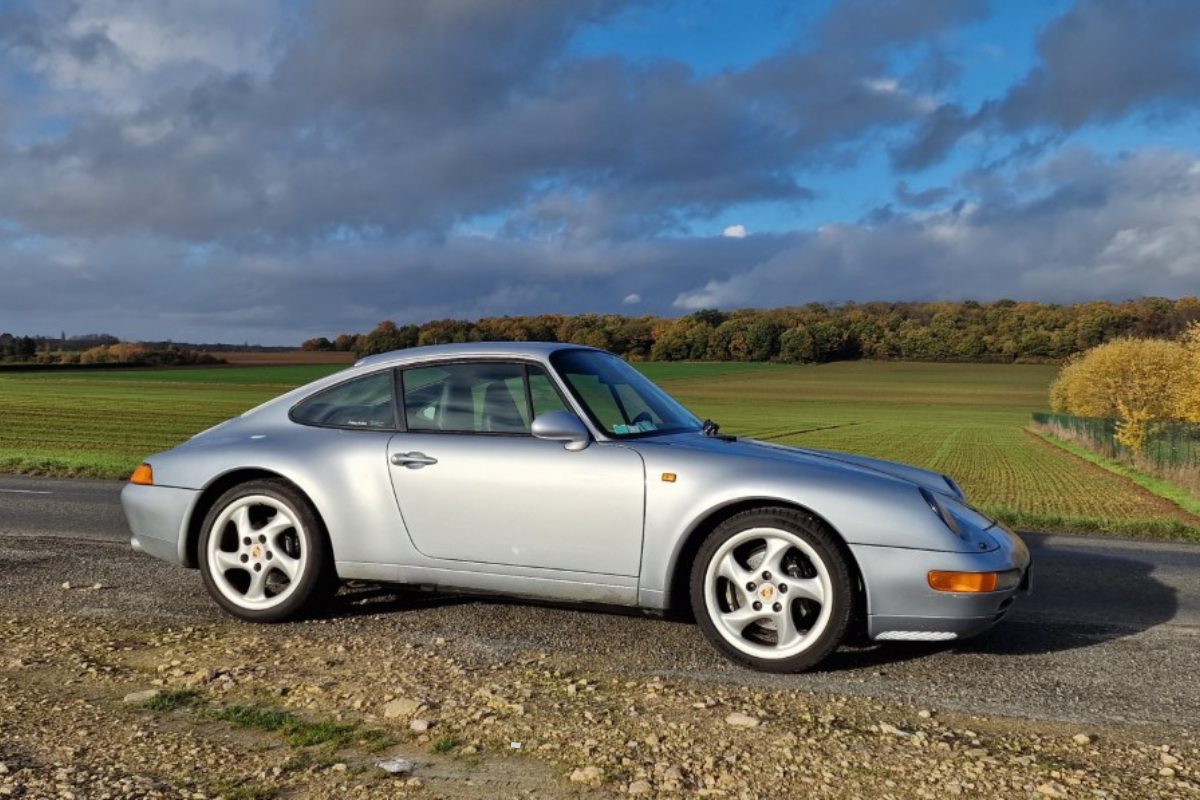 Porsche 993 carrera 2 flat 6 mag