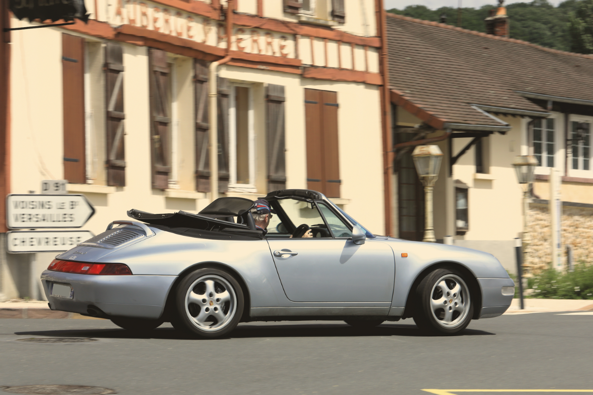 Porsche 993 carrera 4 cab flat 6 mag