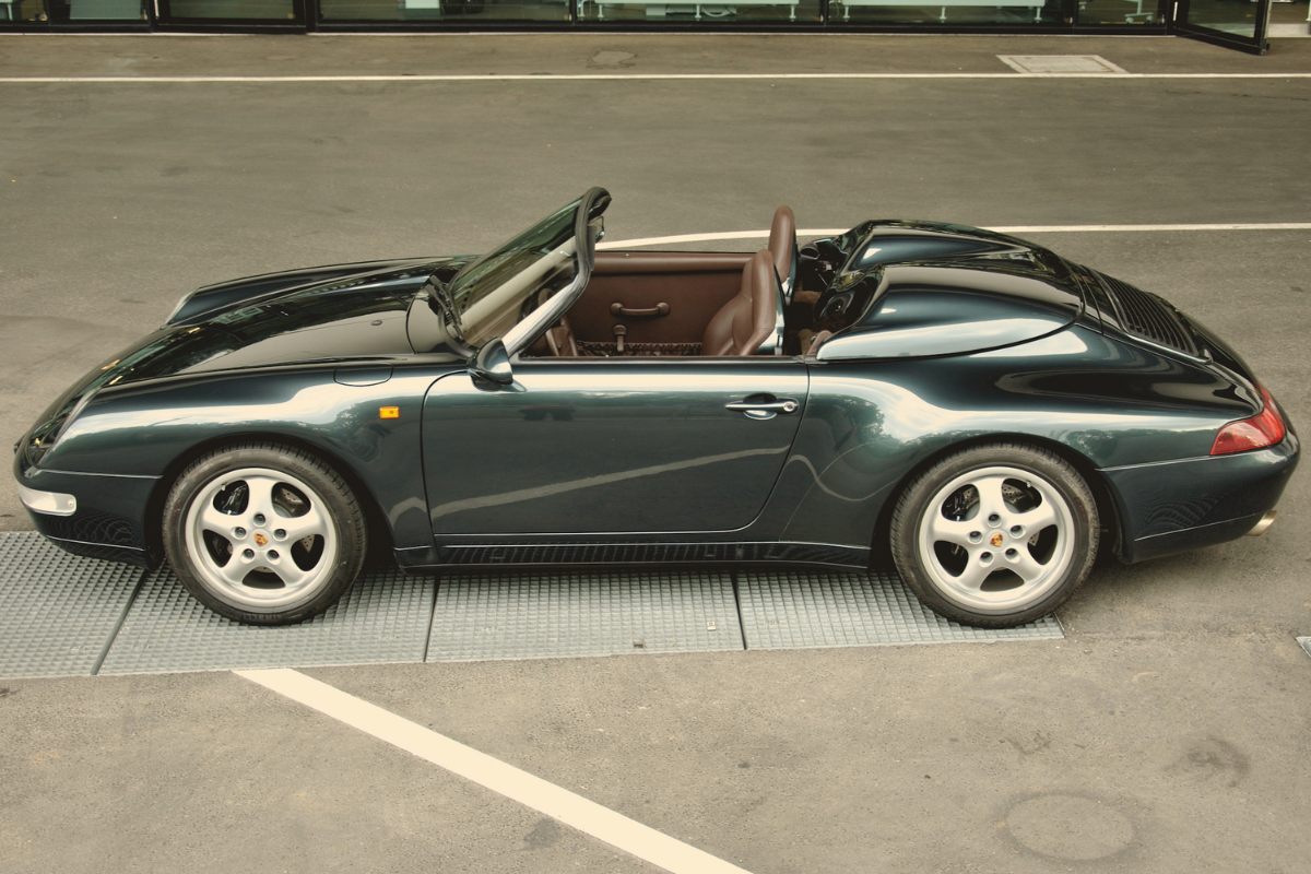 Porsche 993 speedster flat 6 magazine