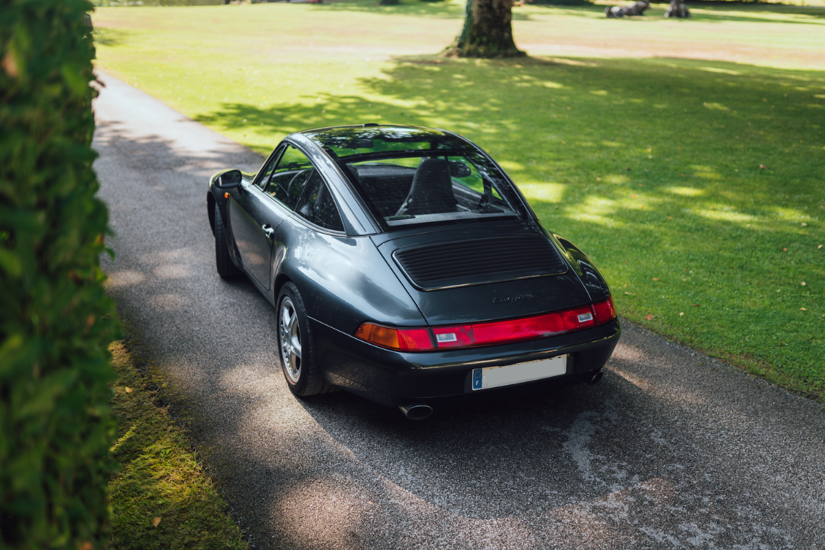 Porsche 993 targa flat 6 magazine png 1