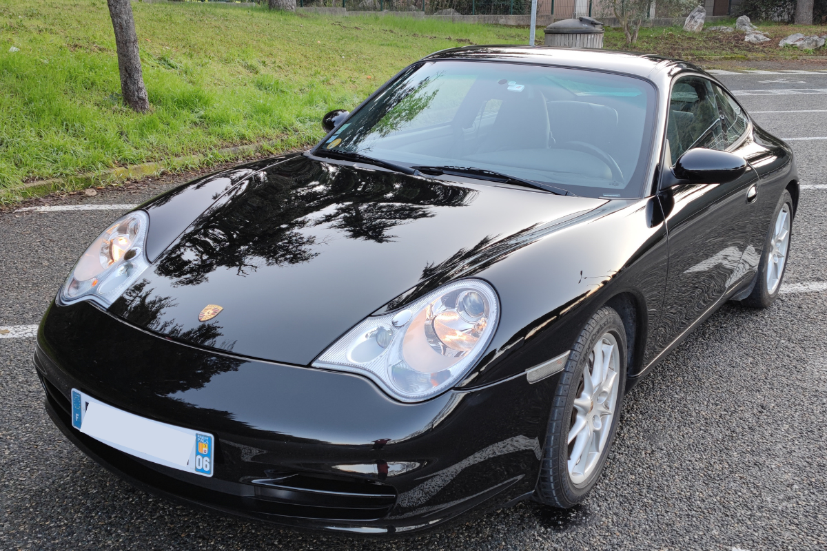 Porsche 996 carrera 4 flat 6