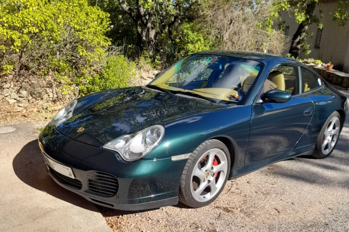 Porsche 996 carrera 4s flat 6 mag