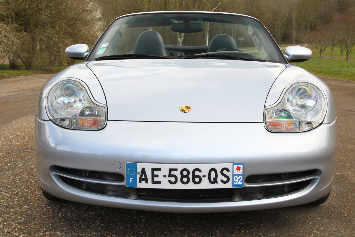 Porsche 996 flat 6 mag