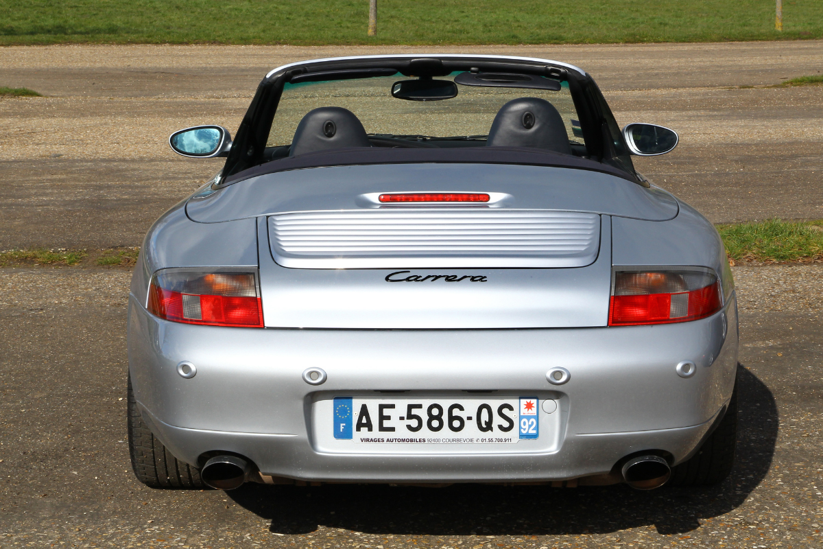 Porsche 996 flat 6