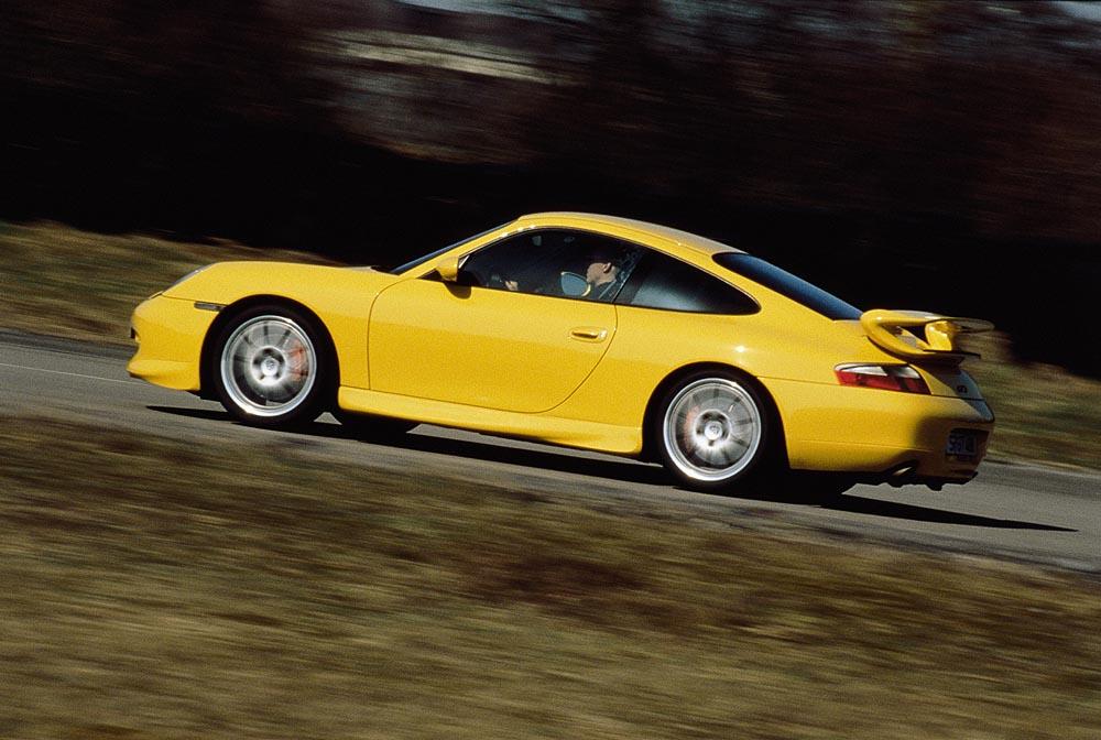 Porsche 996 gt3 jaune vitesse profil