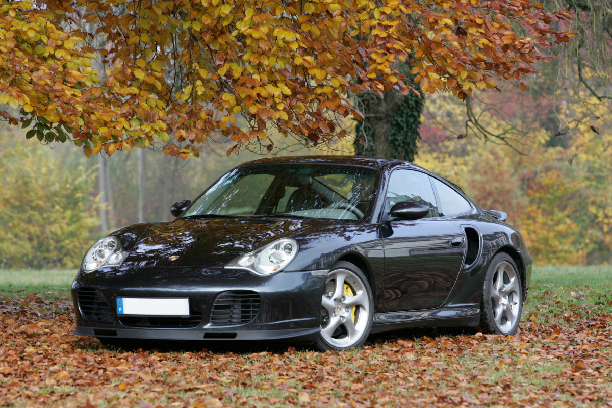 Porsche 996 turbo s flat 6 mag