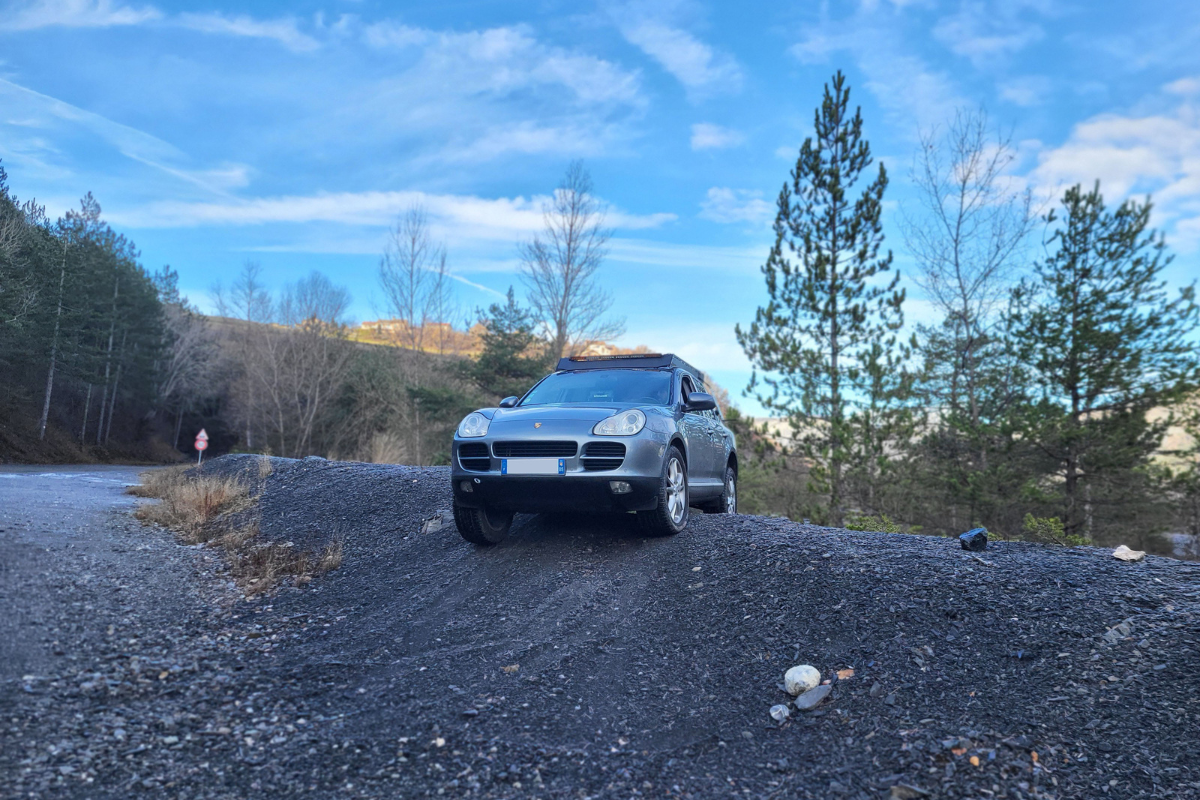 Porsche cayenne 955 off road