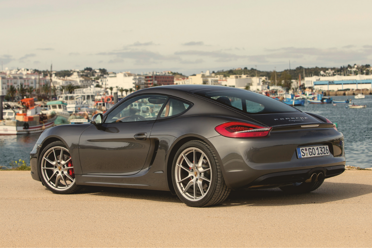 Porsche cayman 981 flat 6 magazine