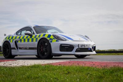 Porsche cayman gt4 police 4