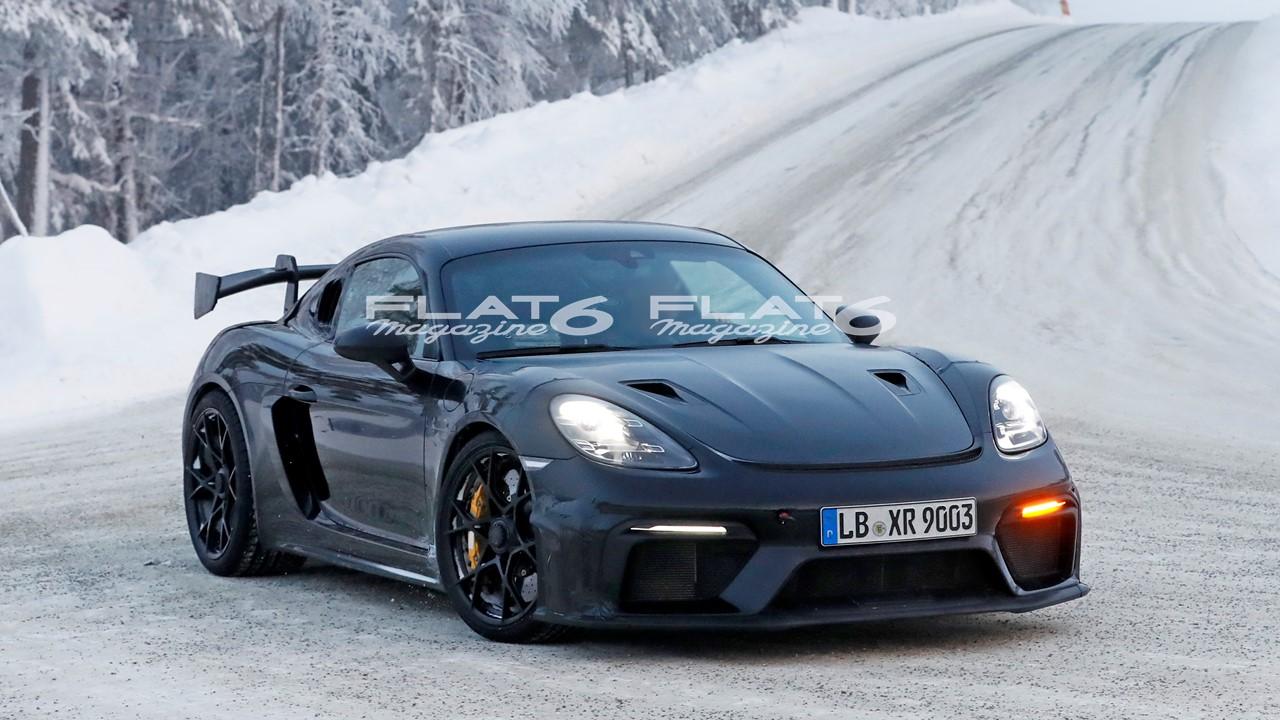 Porsche cayman gt4 rs 1