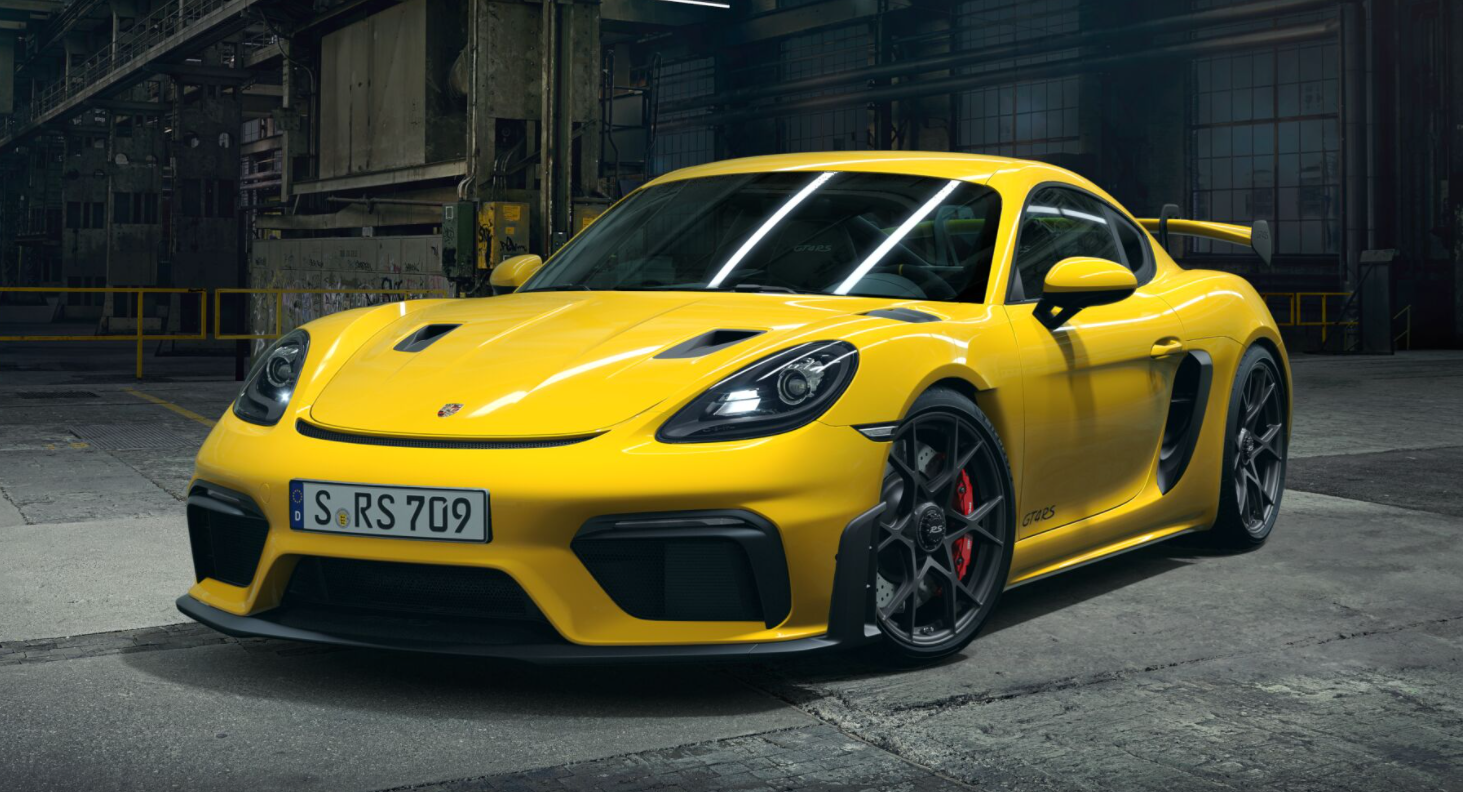 Porsche cayman gt4 rs jaune racing