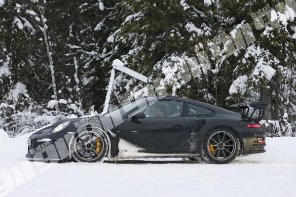 Porsche gt3 rs 8