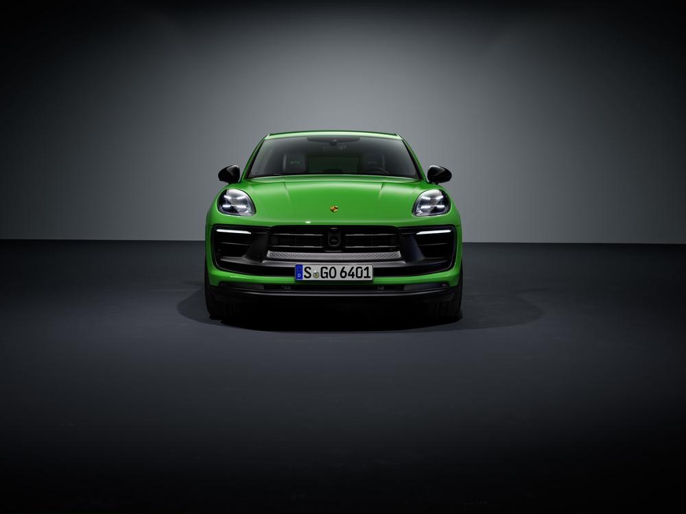 Porsche macan 2021