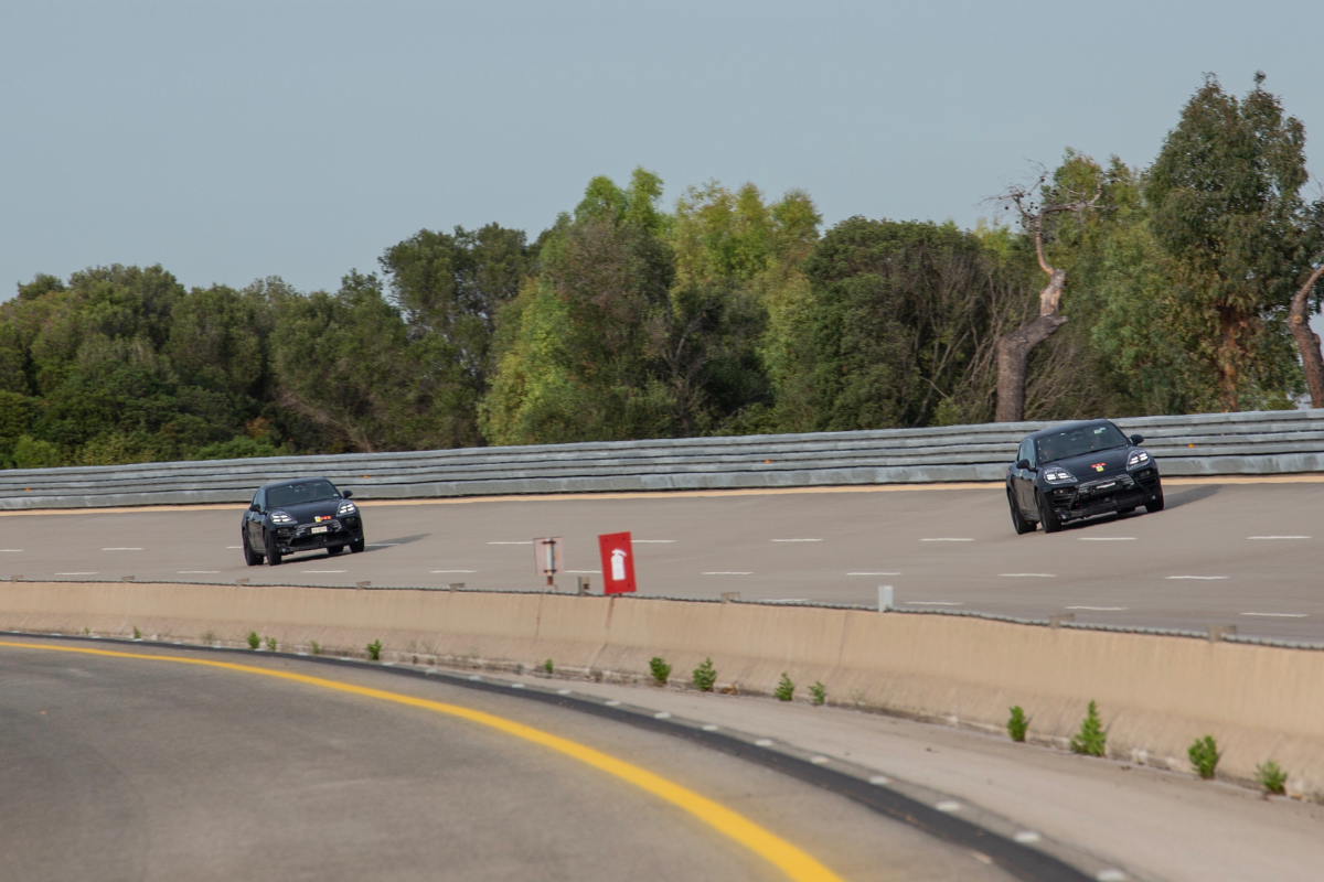 Porsche macan electrique flat 6 mag 2