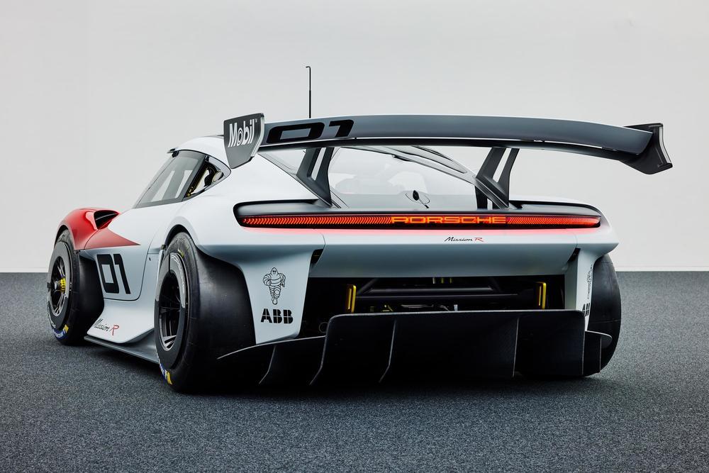 Porsche mission r concept 9