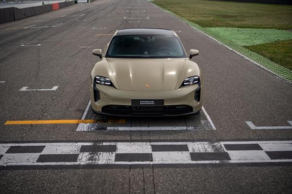 Porsche taycan gts hockenheimring flat 6 magazine