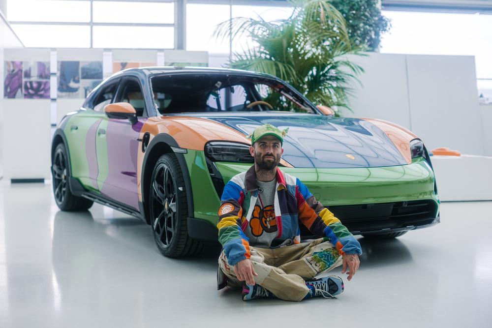 Porsche taycan art car flat 6 mag jpg