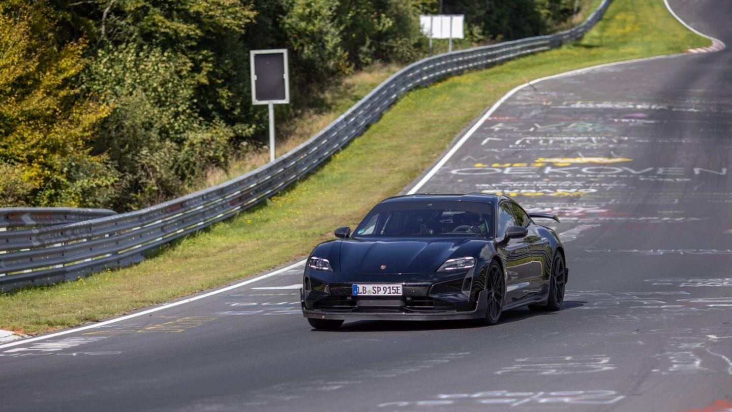 Porsche taycan record nu rburgring 2