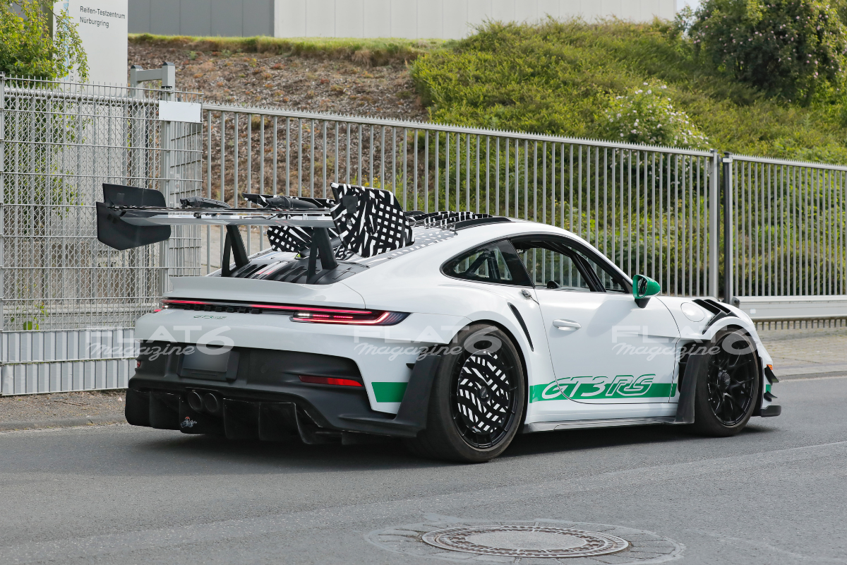 Porsche 992 gt3 rs manthey racing spyshots