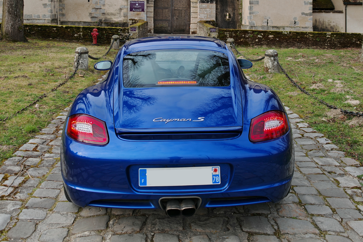 Porsche 987 cayman s 1